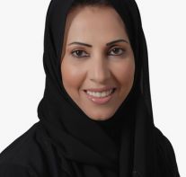 بدریه البشر نویسنده کتاب دختران هل، دانه های قهوه