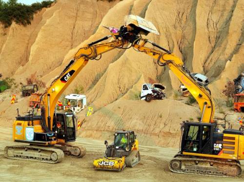 رومئو و ژولیت با کامیون‌ها روی صحنه می‌روند